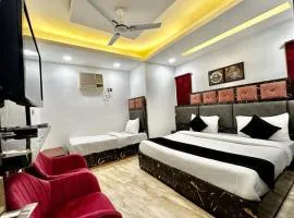 Hotel Cosmo - Karol Bagh