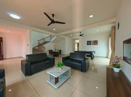 Desaru Spacious 6 Rooms Bungalow 22paxes KTV-Billard-BBQ-Netflix, hotel en Kota Tinggi