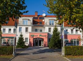 Platan Hotel, hotel em Debrecen