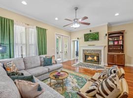 Burnside Beauty 4BR Pingpong Patio, hotel en Tallahassee