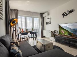 Amazing Condo in Brașov by Valentino - Free Garage Parking, hotel a Braşov