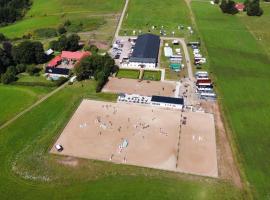 Hallands Equestrian Center, хотел в Лахолм