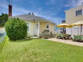 Cozy Jersey Shore Cottage with Beach Chairs!