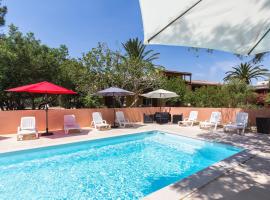 Casa Vecchia rooms + apartments, hotell i Calvi