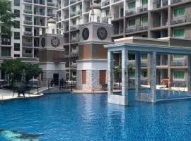 High floor Nice pool View near walking street Arcadia beach 高楼层泳池景 高速网络 智能电视