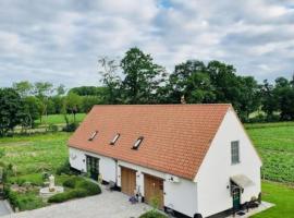 Romantische vakantiewoning met weids uitzicht, hotel di Maldegem