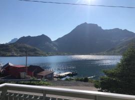 Mørkveden feriehus, Lofoten, hotel Rambergben