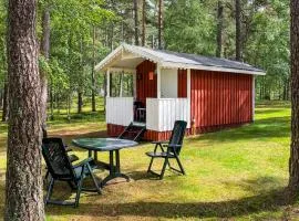 Cozy Home In Ljungby With Kitchen