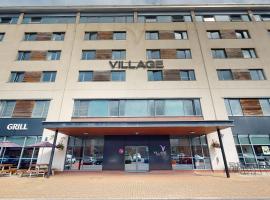 Village Hotel Swansea, готель у місті Свонсі