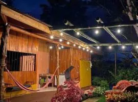 Cabin in La Fortuna : Ceiba Eco Container