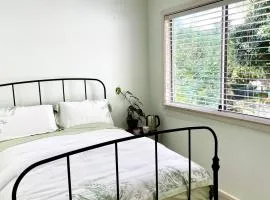 En-suite Guest Room Ryde/Macquarie Park/Eastwood