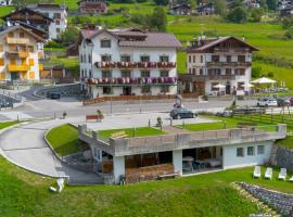 Hotel Serena, khách sạn ở Auronzo di Cadore