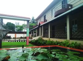 Lotus The Cottages, hotell i Madikeri