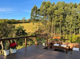 Quinta da Serra - Onde o charme se mistura com a natureza, hotel v mestu Rancho Queimado