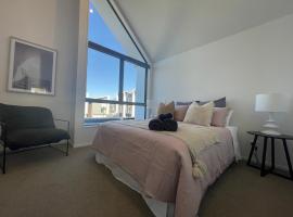 Inner City Luxury With Free Parking, khách sạn ở Christchurch