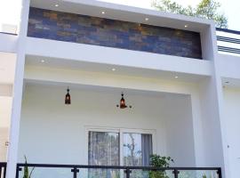 Vaishnavam Double Bedroom Villa, hotell i Thekkady