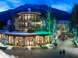 The Crystal Lodge, hotel v destinaci Whistler