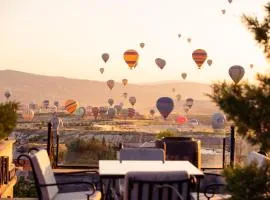 Cappadocia Fairy Chimneys Selfie Cave Hotels - Special Class