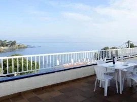 VINYA FARELLA 5 - Fantástico ático con gran terraza, vista al mar, garaje, satélite y wifi. - ES-228-16