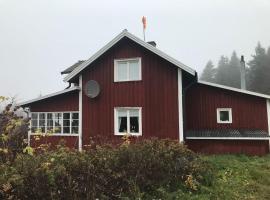 Warm beheiztes gemütliches Haus in der Natur, semesterhus i Sunne