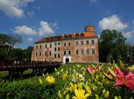 Zamek Uniejów, hotell sihtkohas Uniejów