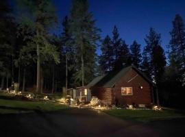 Little Cabin in the Woods., casa vacacional en Post Falls