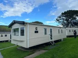 Newquay Bay Porth Caravan - 6 berth