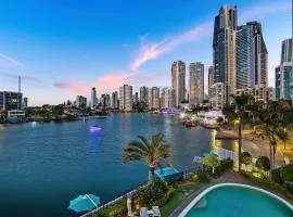 Amazing Water Views Surfers Paradise