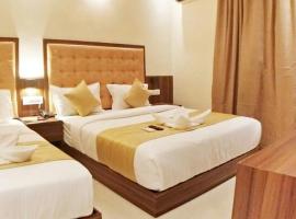 Hotel Emerald Near T2 International Airport Mumbai, дешевий готель у місті Мумьаї