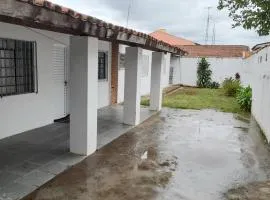 Casa com alojamento, para até 18 pessoas