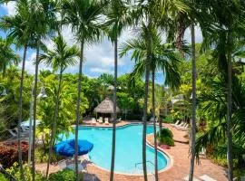 Coral Hammock Poolside Home