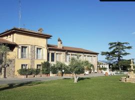 Agriturismo La Rugea - Le Spighe、プラートのホテル