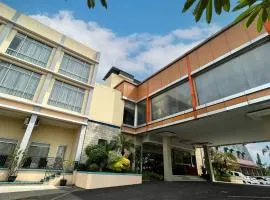 Parkside Mandarin Hotel Pekalongan