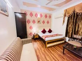 Hotel Paras - Karol Bagh Delhi