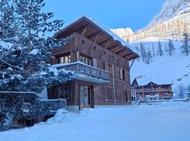 Alpina Lodge Chalet By Valdiski, hotel di Val dʼIsère