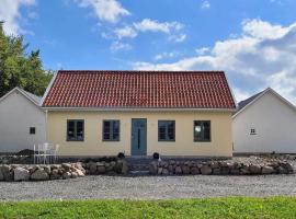 Hus i mysig by nära havet, hôtel à Ystad