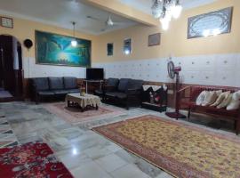 Wan Homestay Kulim Hi-Tech utk Msliim shj, hotel in Kulim