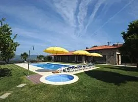 Villa Serenidade - 3 Bedrooms - Tennis Court - Countryside Location - Braga - North Portugal