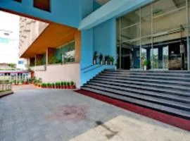 Hotel Clarks Grand , Gorakhpur