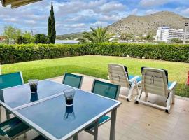 Villa Dulce, hotell i Port d'Alcudia