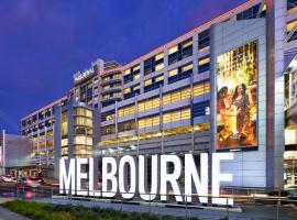 PARKROYAL Melbourne Airport, хотел близо до Летище Melbourne - MEL, 