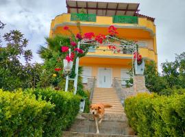 House with Wonderful View, מלון בלפקנדי חלקידס