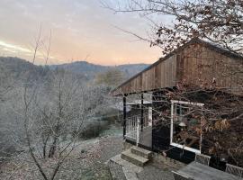 Chalet hérisson, hotel din La-Roche-en-Ardenne