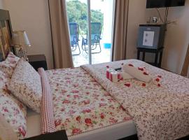 Couple room A in Final Destination Resort, hotel din Bolinao