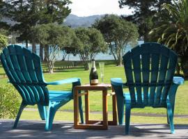 Pauanui Beach House Suntrap, hotel in Pauanui