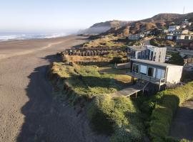 Arenaguas Beach Front House、マタンサスのホテル