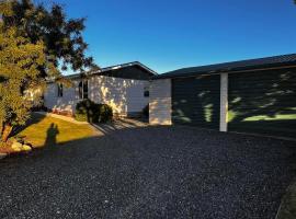 McGregor Court Manor, hotelli kohteessa Te Anau