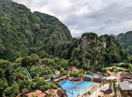 Amazing Views & Eco Friendly Luxury Onsen Suites, Lost World of Tambun, khách sạn ở Ipoh