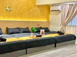 Kota Homestay-22pax with Karaoke,Arcade Game,Table Pool Walking 5min To Jonker