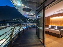 Hotel Starc by Pierre & Vacances Premium, hotel en Andorra la Vella